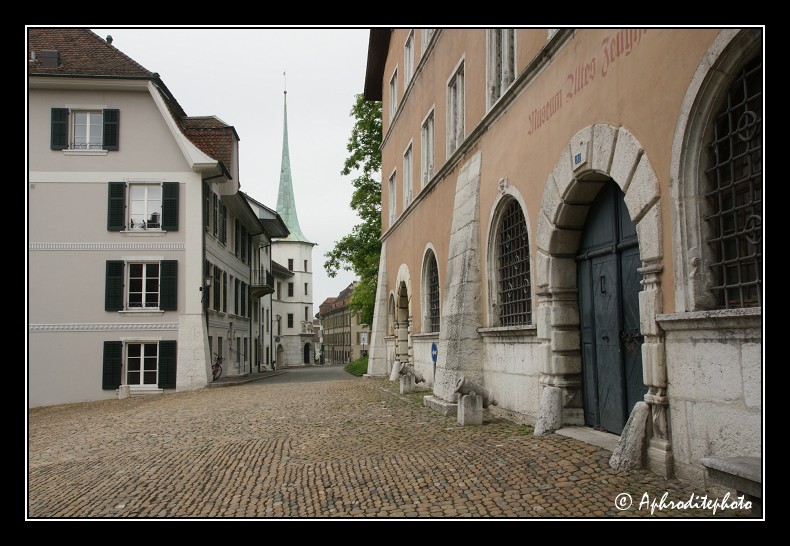 24  Zeughausplatz